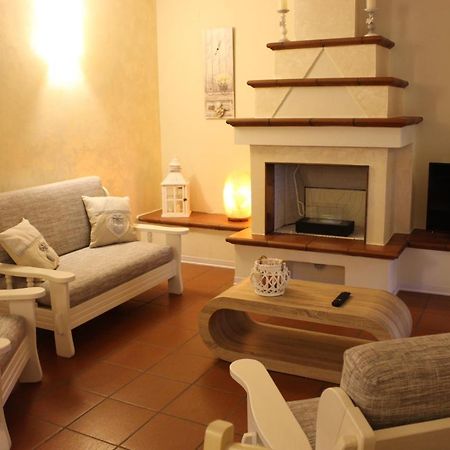 B&B Villa Dei Cigni Reali Карпи Екстериор снимка